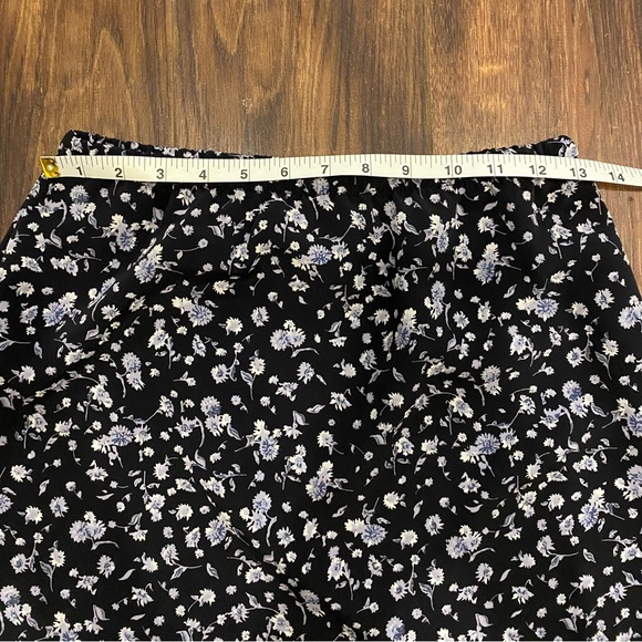 Vintage floral high waisted mini skirt, size small east west fashions - Picture 2 of 7